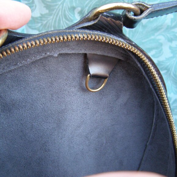 Authentic LOUIS VUITTON Black Epi Leather Mabillon Backpack Bag main image 5